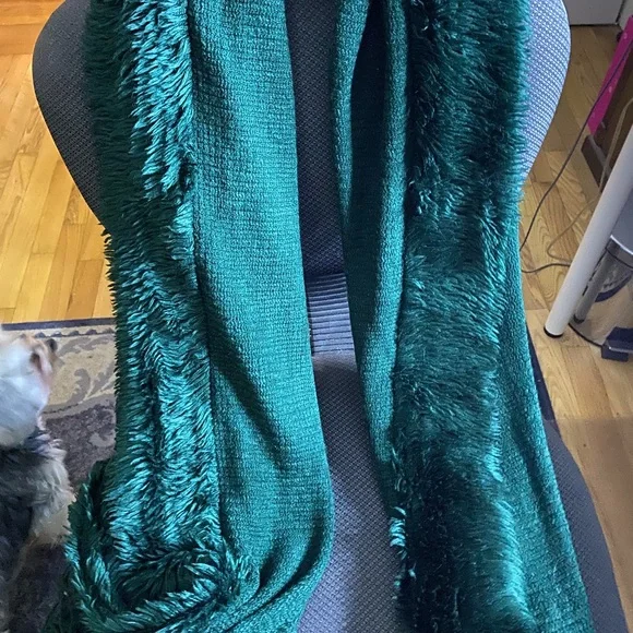 Scarf - Picture 3 of 4